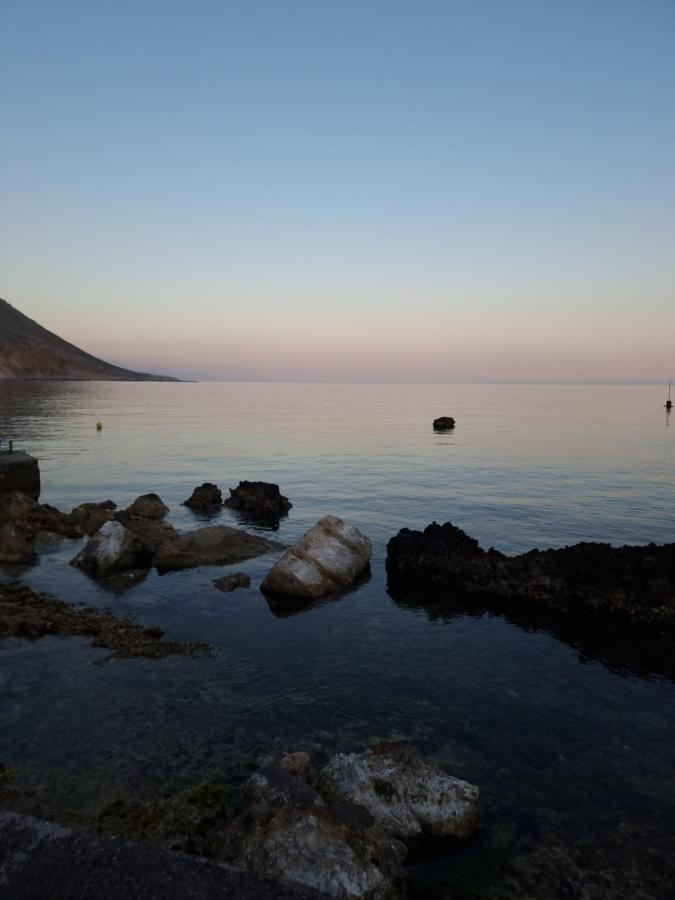 Loutro Holidays Bagian luar foto
