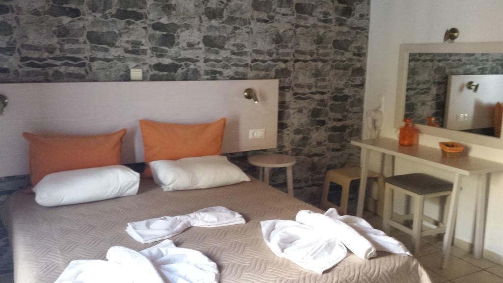 Loutro Holidays Bagian luar foto