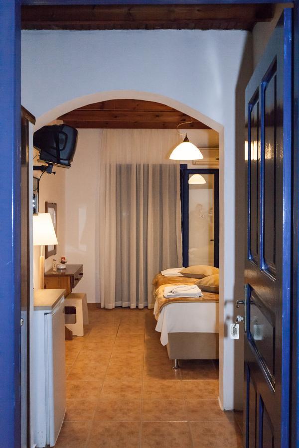 Loutro Holidays Bagian luar foto
