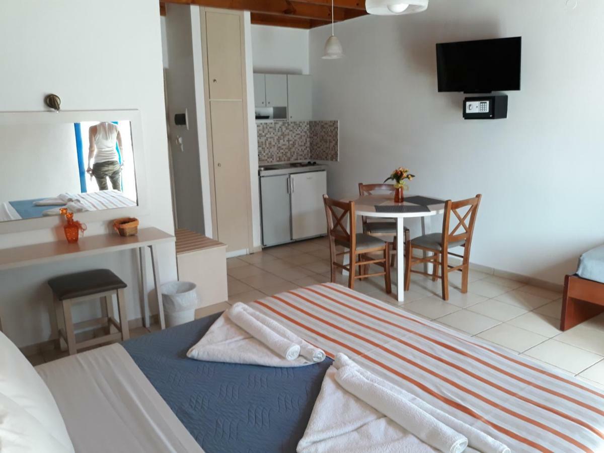 Loutro Holidays Bagian luar foto